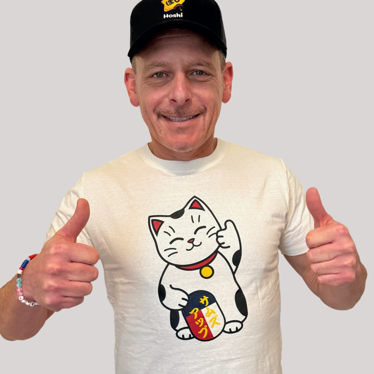 サムズアップ招き猫 Tシャツ Thumbs Up Fortune Cat T Shirt (T35)